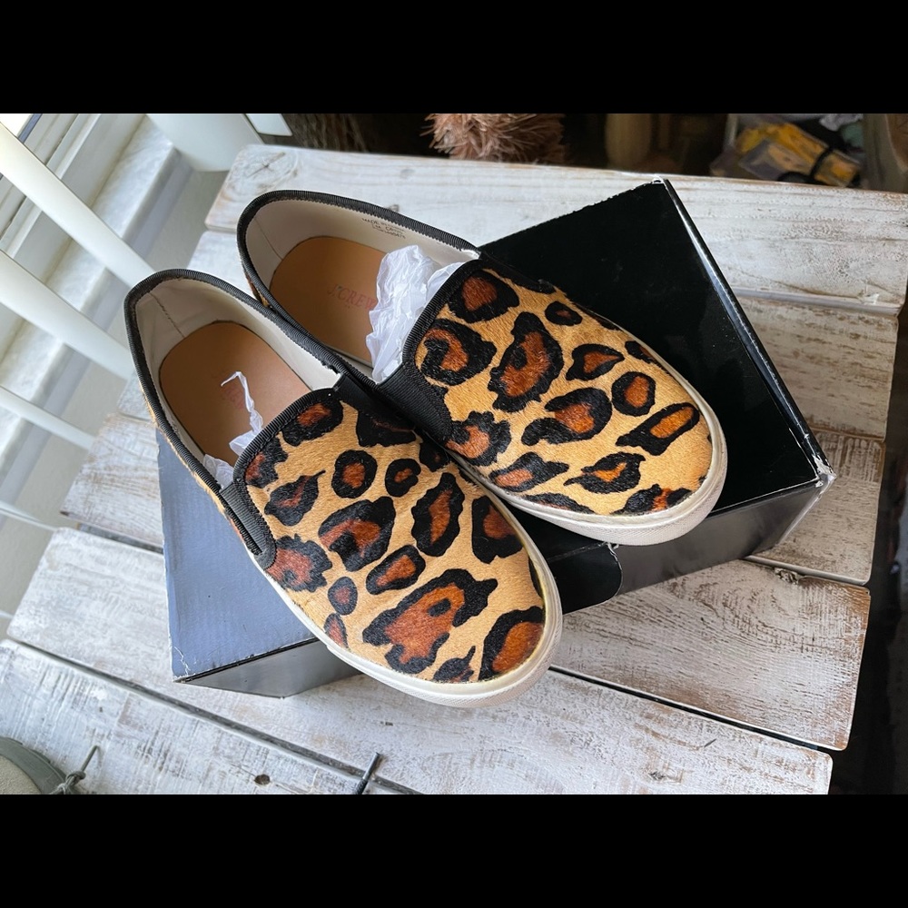 Ladies J Crew Leopard Slip On Shoes in box Size 7